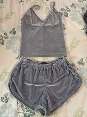 Blue velvet lounge set